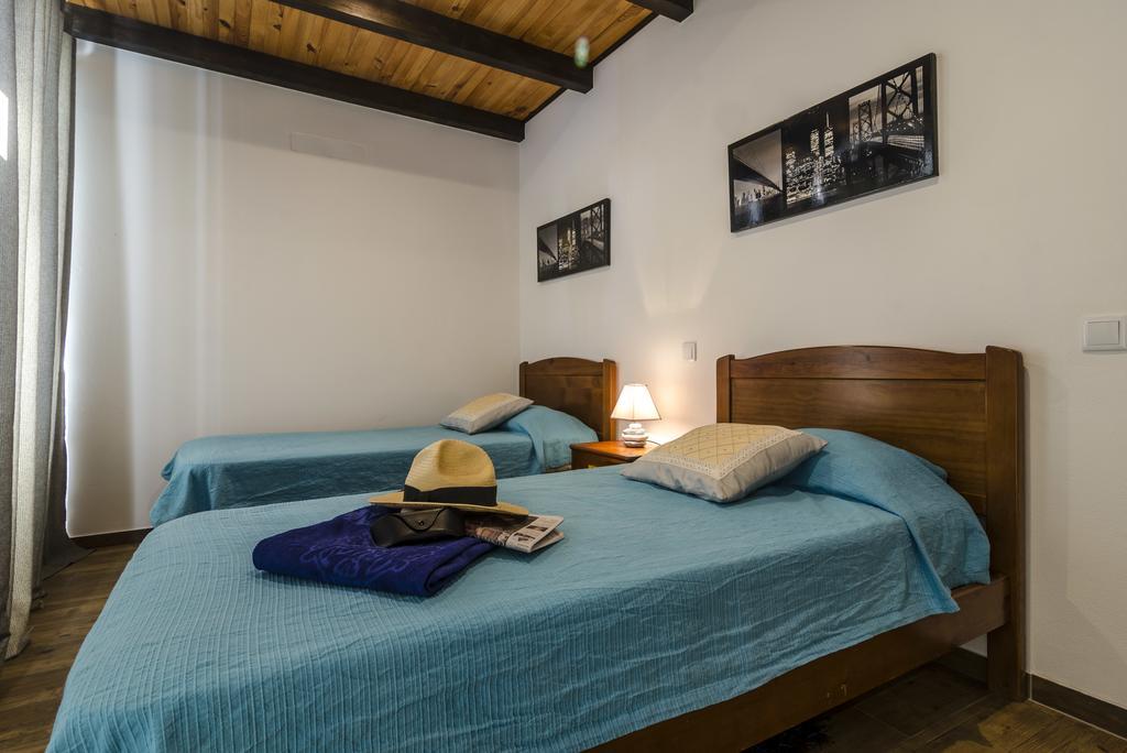 Lagos Downtown Guesthouse Extérieur photo