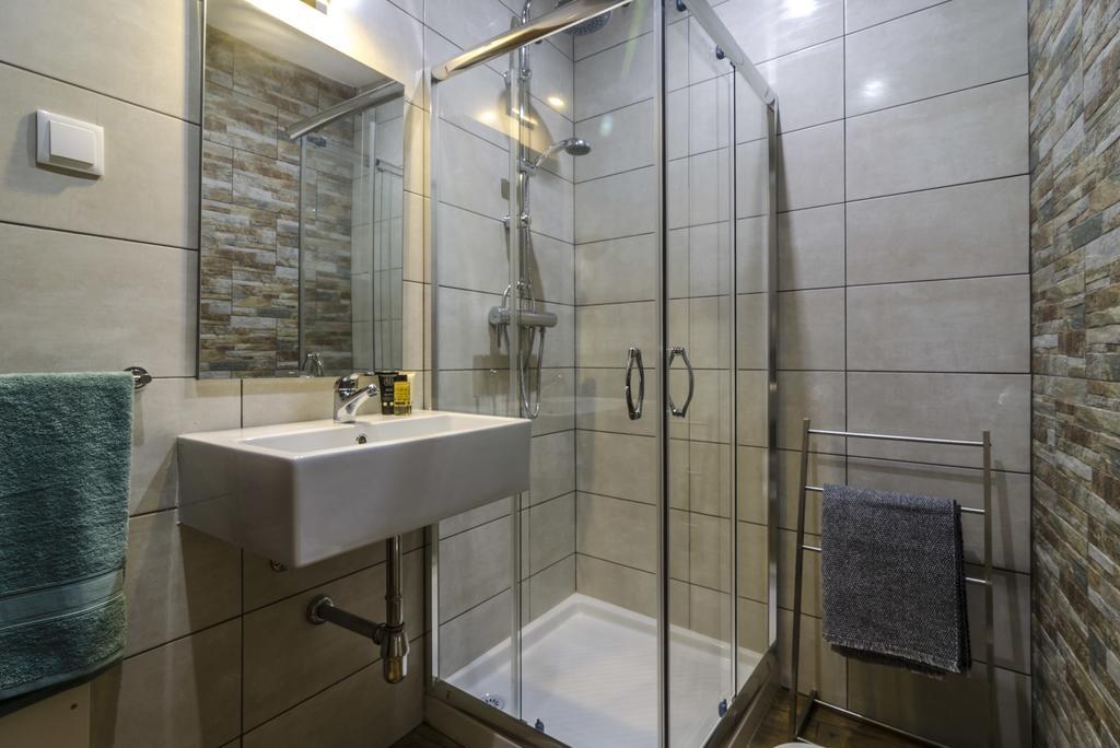 Lagos Downtown Guesthouse Extérieur photo